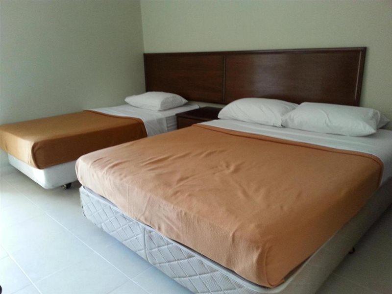 Mersing Beach Resort Exteriör bild