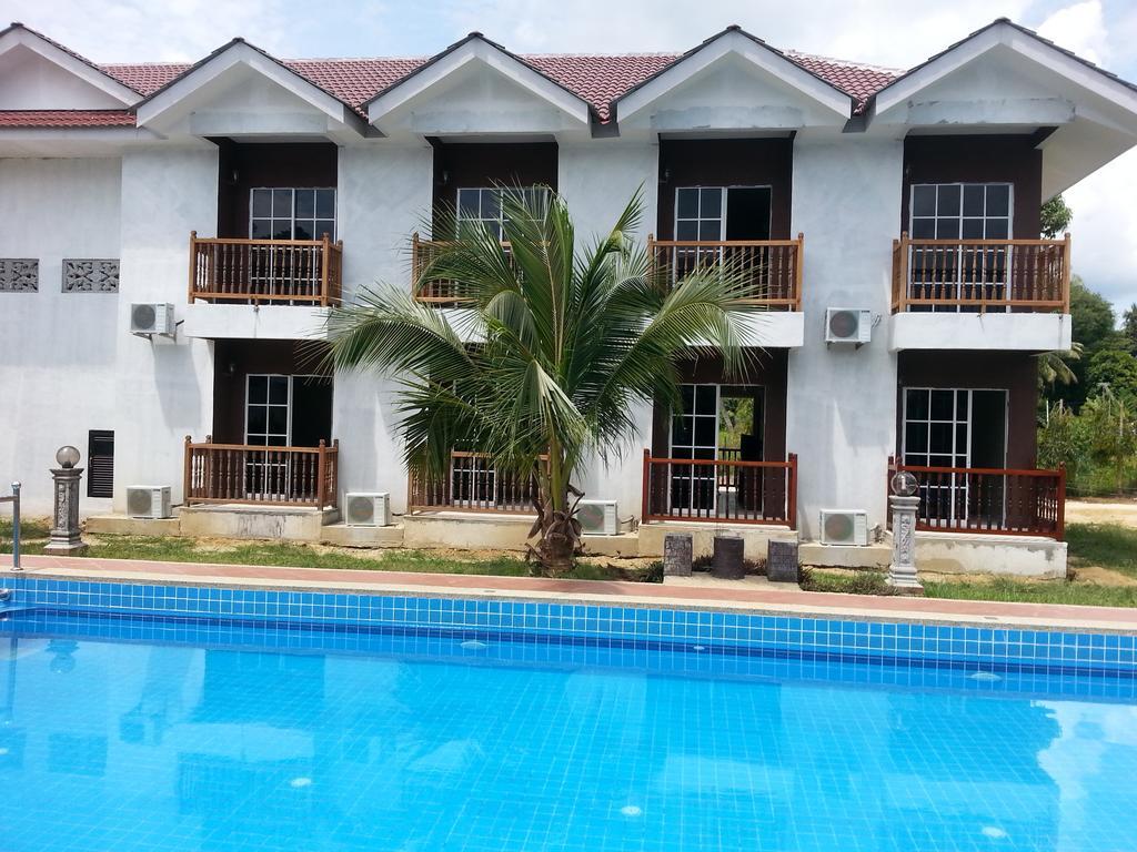 Mersing Beach Resort Exteriör bild