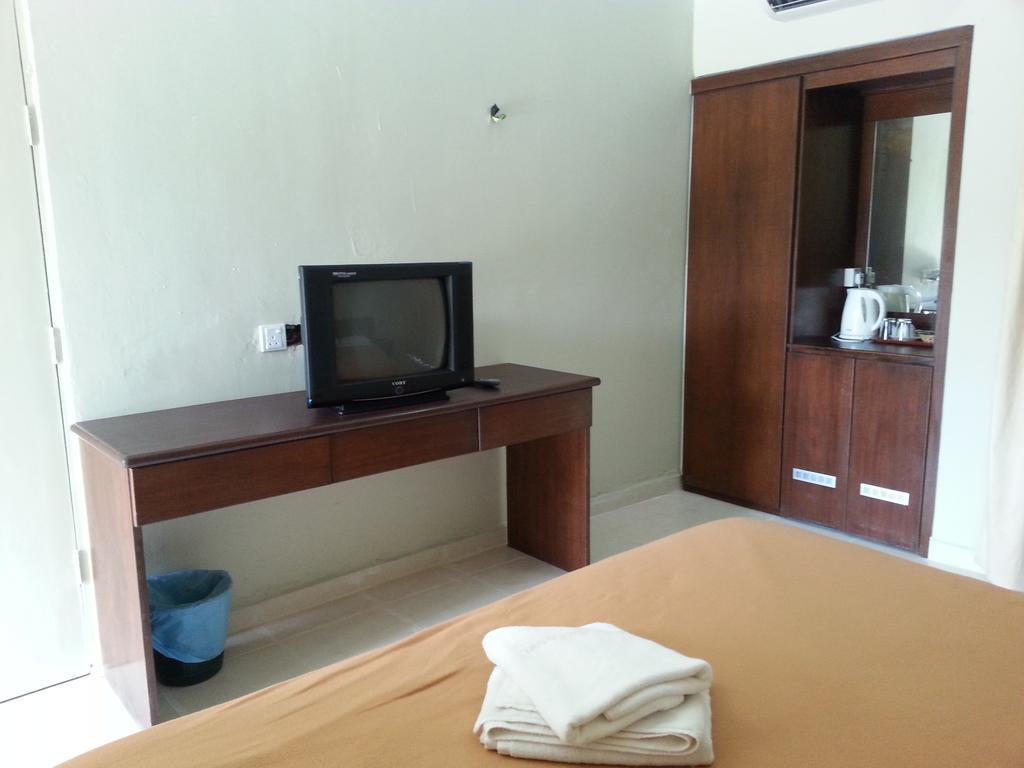 Mersing Beach Resort Rum bild